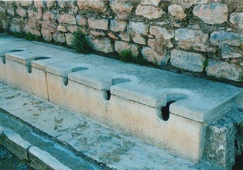 エフェス遺跡　公衆トイレ